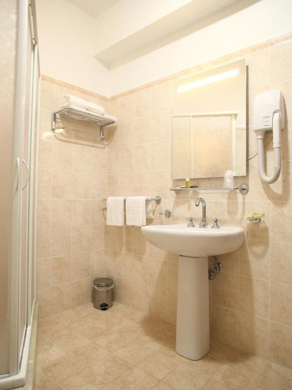 Hotel Pineta Cagli Szoba fotó