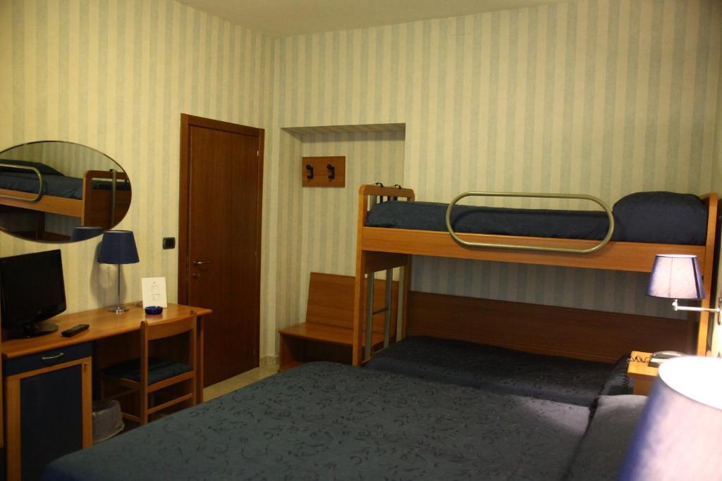 Hotel Pineta Cagli Szoba fotó